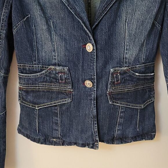 ROCAWEAR Distressed Denim Pink Bedazzled Glam Rock Jean Jacket - Picture 7 of 12